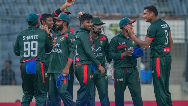 ২১ বছরের অপেক্ষার অবসান,অস্ট্রেলিয়াকে হারিয়ে নতুন ইতিহাস বাংলাদেশের